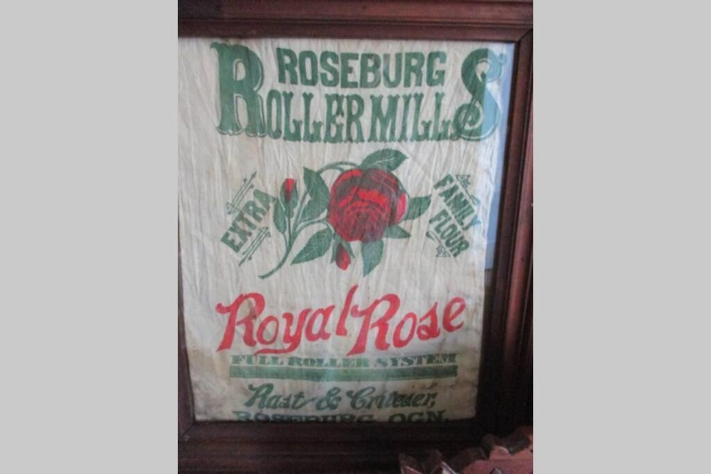 Historical John Rast House Circa 1875 Hotell Roseburg Eksteriør bilde